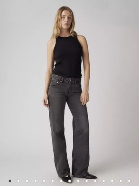 Levi Low Loose Jean